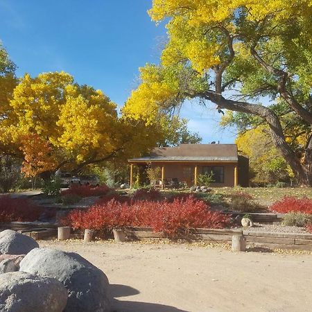 Abiquiu Inn Quarto foto